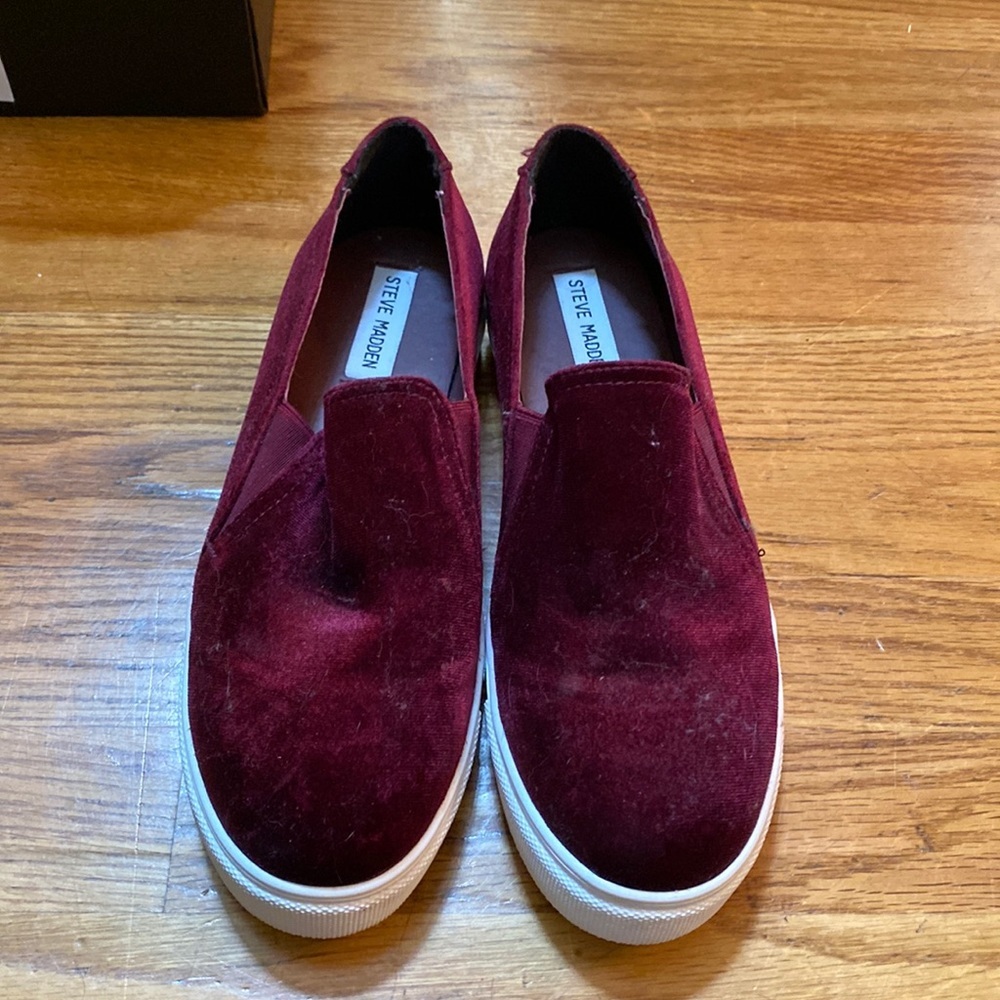 Steve Madden Velvet Maroon Slip-On Sneakers